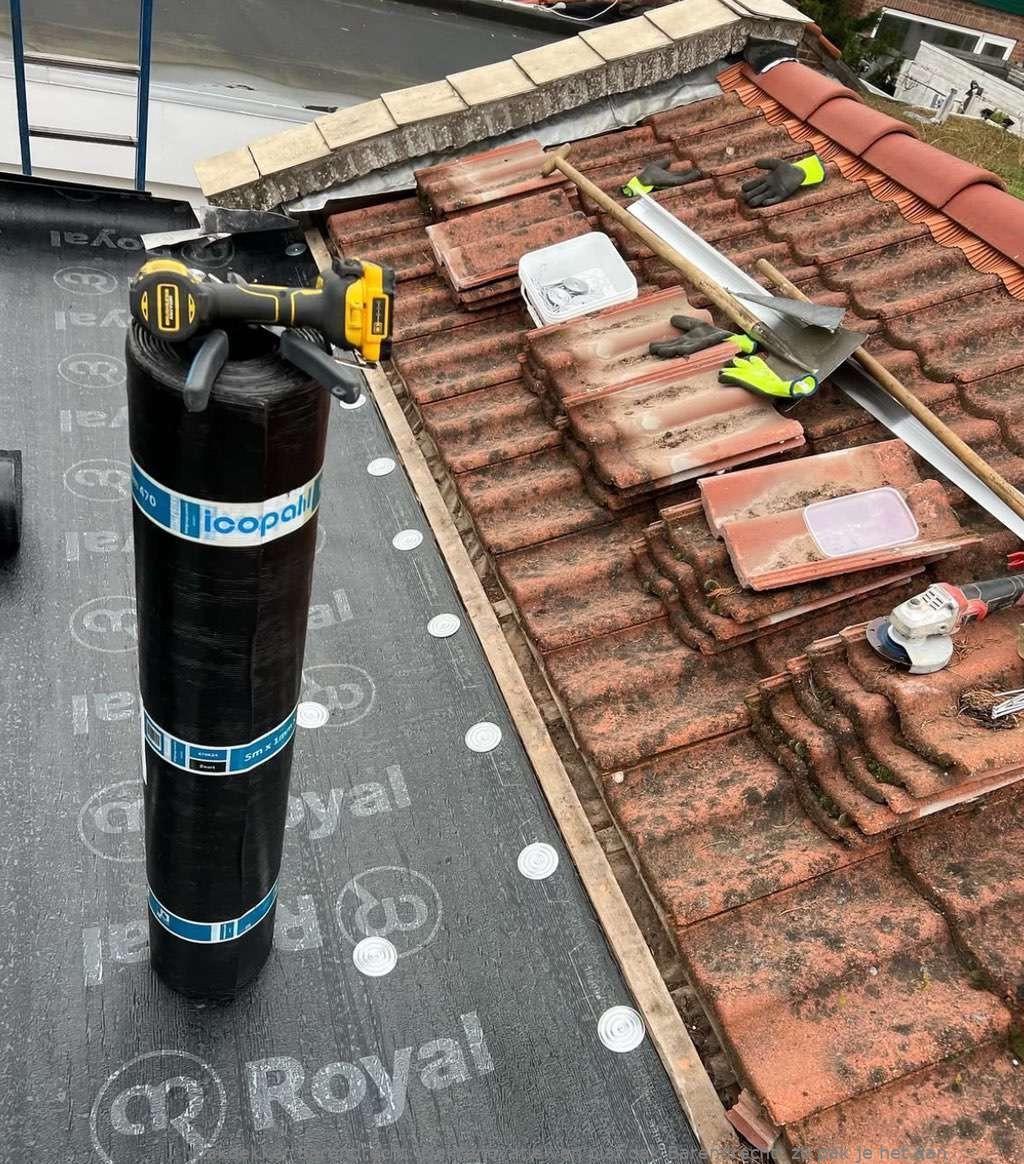 Dakrenovatie Van Plat Dak Barendrecht